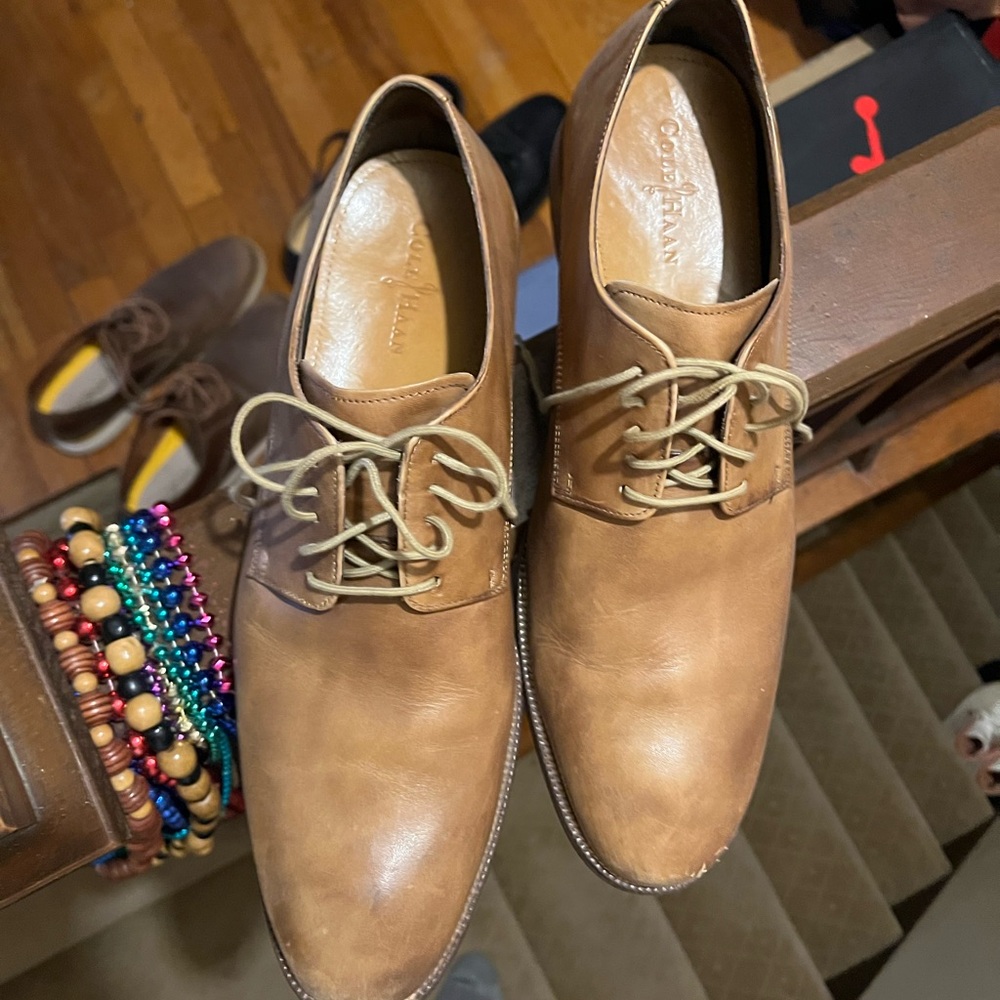 Cole Haan Tan Leather Oxford Shoes Timeless Elegance